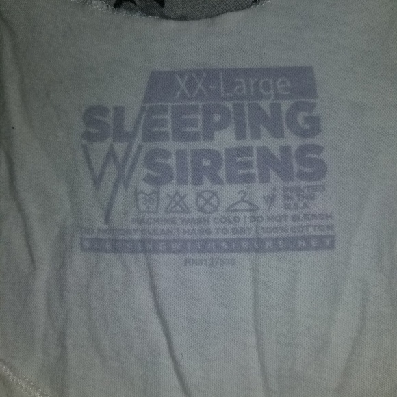 Sleeping With Sirens Tank - Picture 3 of 3